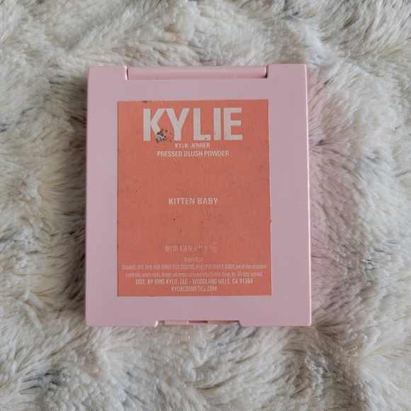 Kitten Baby Pressed Powder Blush - Kylie Cosmetics - Picture 11 of 11